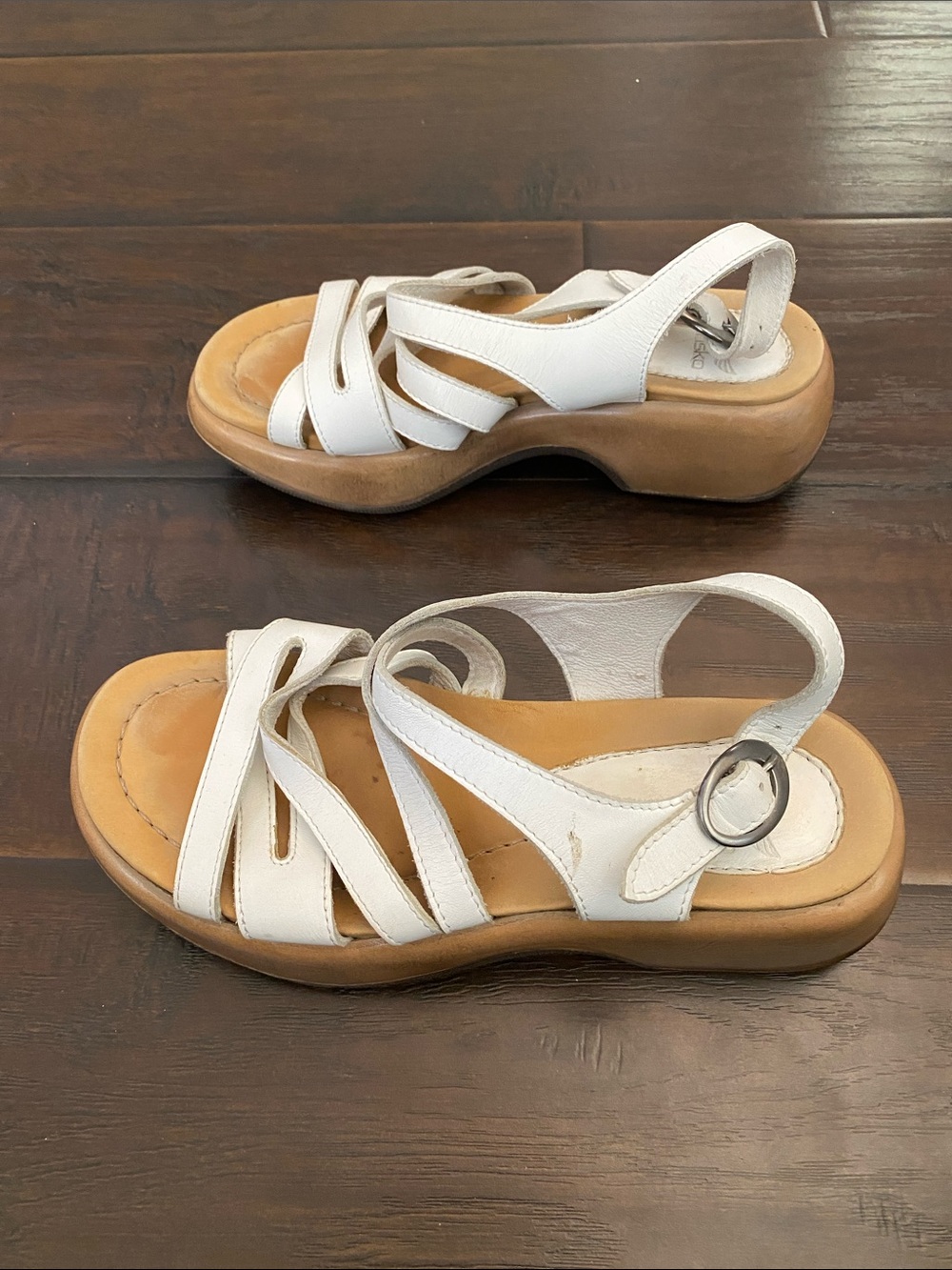 Dansko Mid Heeled Strap sandals women’s size 6